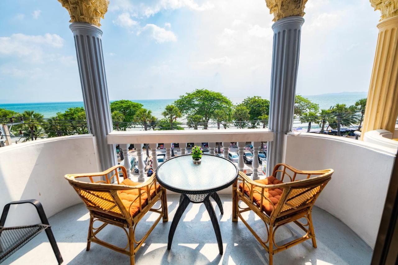 Happy Vikings - Beachfront جومتين بيتش المظهر الخارجي الصورة